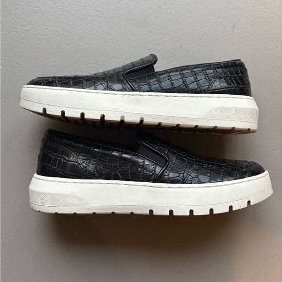 Vionic Dinora Black Croc Textured Platform Slip-On Sneakers - Picture 5 of 7